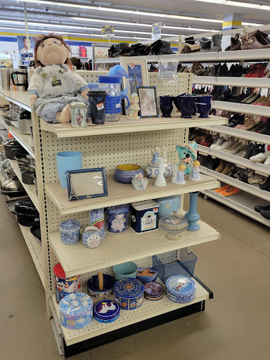 Donations Center «Goodwill», reviews and photos