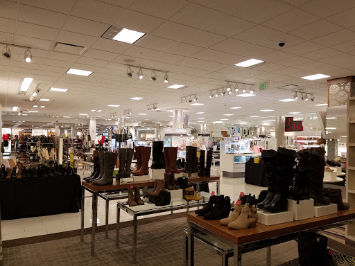 Department Store «Bon-Ton», reviews and photos, 364 Maine Mall Rd, Portland, ME 04106, USA