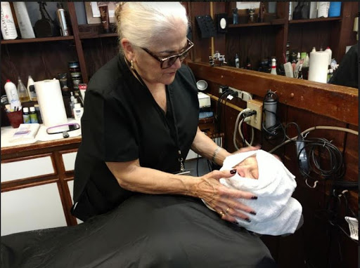 Barber Shop «Vanishing American Barber Shop», reviews and photos, 10 NE 2nd St, Gresham, OR 97030, USA