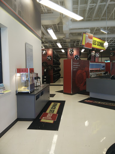 Tire Shop «Les Schwab Tire Center», reviews and photos, 610 E North Bend Way, North Bend, WA 98045, USA
