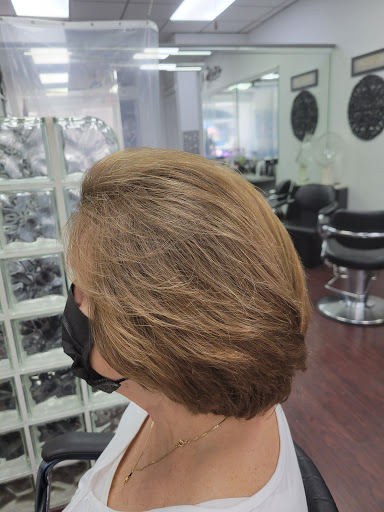 Hair Salon «The Mane Event Hair Salon», reviews and photos, 107 Union Ave N, Cranford, NJ 07016, USA