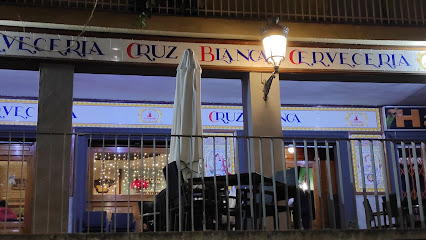 Cervecería Cruz Blanca Marqués de Vadillo - Gta. Marqués de Vadillo, 3, 28019 Madrid, Spain