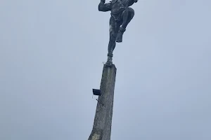 Monumento Al Cacique Pipintá image