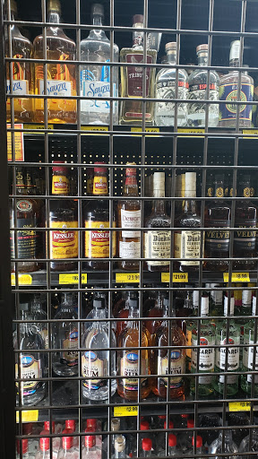 Grocery Store «Grocery Outlet Bargain Market», reviews and photos, 1060 N Wilson Way, Stockton, CA 95205, USA