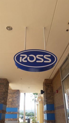 Clothing Store «Ross Dress for Less», reviews and photos, 723 Rio Rancho Rd, Pomona, CA 91766, USA