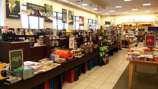 Book Store «Barnes & Noble», reviews and photos, 25 Hazard Ave # 4, Enfield, CT 06082, USA