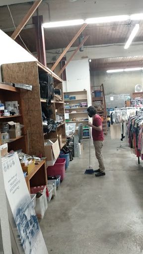 Thrift Store «Albany Helping Hands Thrift Store», reviews and photos, 705 SE 1st Ave, Albany, OR 97321, USA