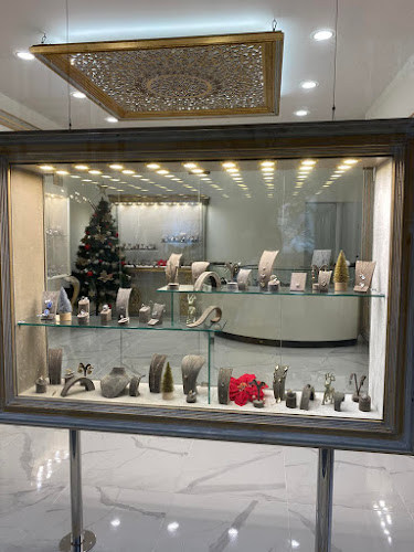Carissima Diamonds & Jewelry - Бижутериен магазин