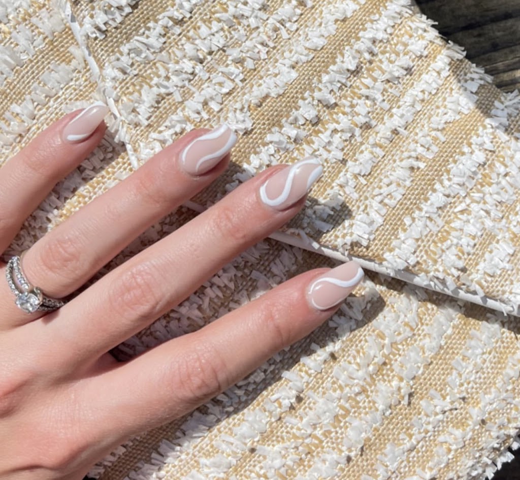 Top Nails & Spa 37363