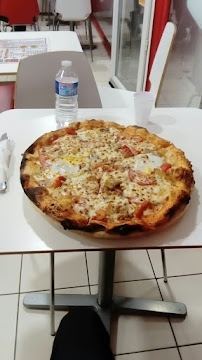 Plats et boissons du Pizzeria Pollina pizza à Reims - n°10