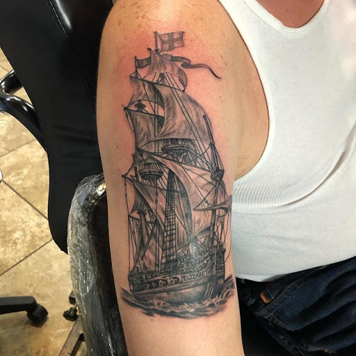 Explore chicago marathon tattoo ideas, creative tattoo ideas in Ponchatoula, available at Rougarou Collective Tattoo Shop