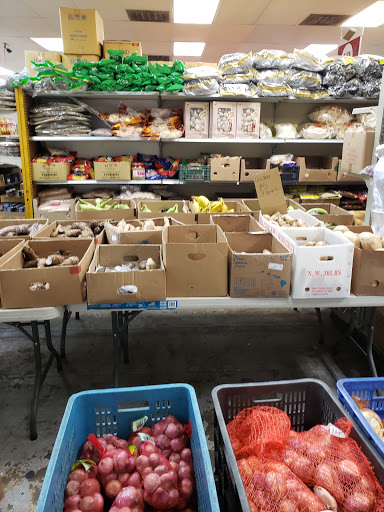 Asian Grocery Store «Tấn Phát Oriental Market», reviews and photos, 1702 W Camelback Rd #5, Phoenix, AZ 85015, USA