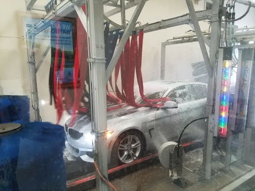 Car Wash «SuperShine Car Wash», reviews and photos, 600 N Carrier Pkwy, Grand Prairie, TX 75050, USA