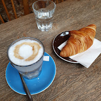 Cappuccino du Café Le Pure Café à Paris - n°2