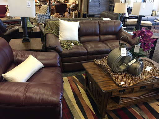 Furniture Store «La-Z-Boy Furniture Galleries», reviews and photos, 100 Quinn Dr, Pittsburgh, PA 15275, USA