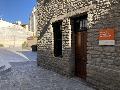 Centro de Profesorado de Sabiñánigo C. Luis Buñuel, 2, 22600 Sabiñánigo, Huesca, España