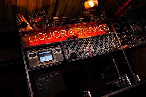 Liquor & Shake