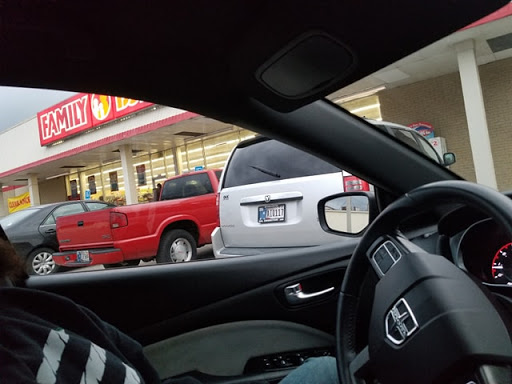 Dollar Store «FAMILY DOLLAR», reviews and photos, 2106 Broad St, New Castle, IN 47362, USA