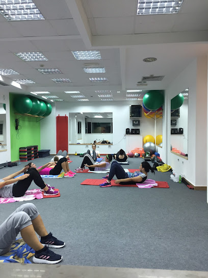 CROWN FIT - Trg Nikole Kovačevića, Podgorica, Montenegro