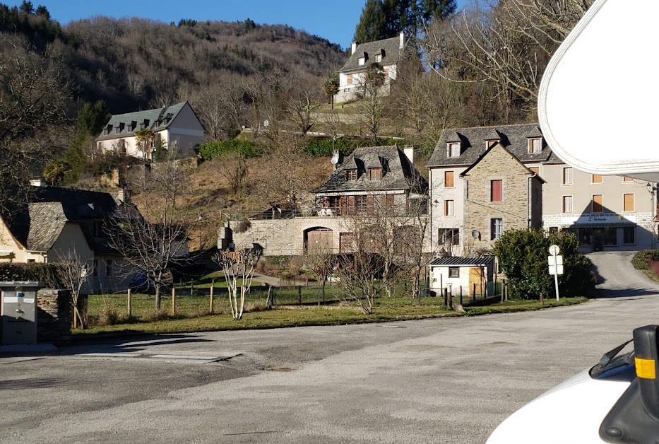 Aire de camping car Vieillevie à Vieillevie (Cantal 15)