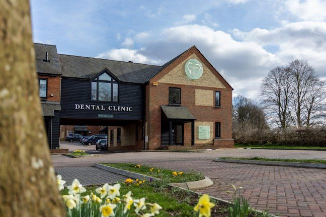 Reviews of Da Vinci Dental Clinic Milton Keynes Taking New Patients in Milton Keynes - Dentist