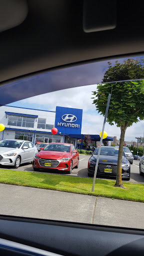 Hyundai Dealer «Korum Hyundai», reviews and photos, 111 River Rd, Puyallup, WA 98371, USA