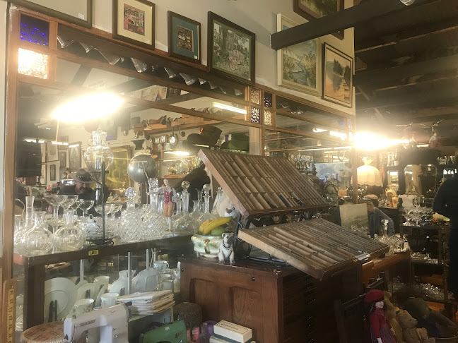 Comments and reviews of Turakina Antiques