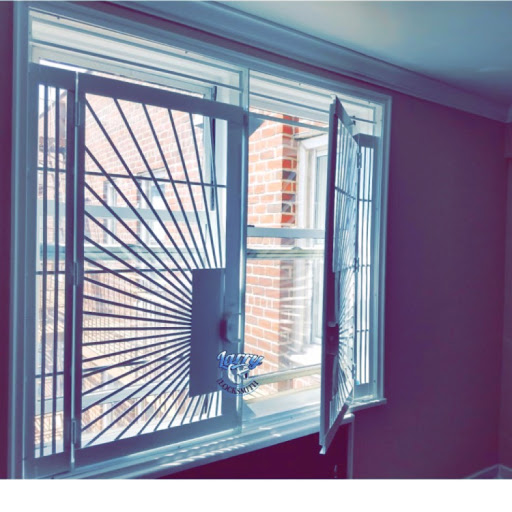 Locksmith «Larry The Locksmith Security and Hardware», reviews and photos, 3703 Riverdale Ave, Bronx, NY 10463, USA