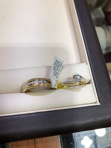 Wholesale Jeweler «Shalimar Jewelers», reviews and photos, 7851 N 56th St, Tampa, FL 33617, USA