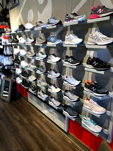 Shoe Store «New Balance», reviews and photos, 380 W Main St, Avon, CT 06001, USA