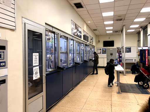 Post Office «United States Postal Service», reviews and photos, 5901 Junction Blvd, Elmhurst, NY 11373, USA