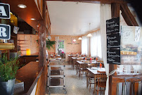 Atmosphère du Restaurant Traiteur Le Pilaout à Saint-Lyé - n°8