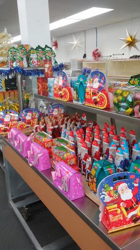 Shopping Mall «Sunrise Plaza Shopping Center», reviews and photos, 656 Wellwood Ave, Lindenhurst, NY 11757, USA