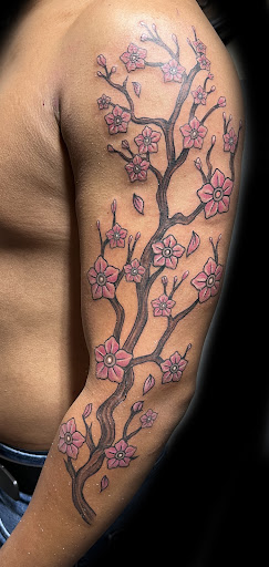 Explore kidney transplant tattoo ideas, creative tattoo ideas in Tempe, available at Club Tattoo