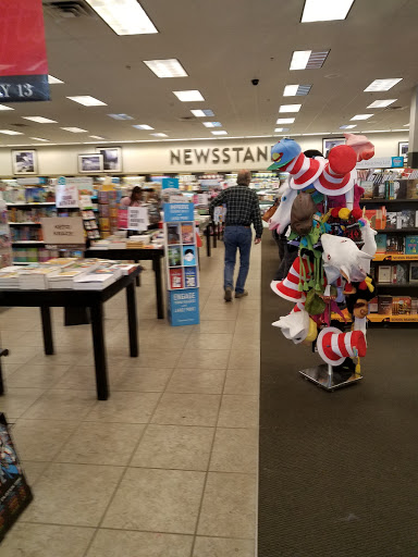 Book Store «Books-A-Million», reviews and photos, 3372 Cobb Pkwy NW, Acworth, GA 30101, USA