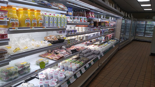 Grocery Store «D & D Market», reviews and photos, 675 Wolcott Hill Rd, Wethersfield, CT 06109, USA