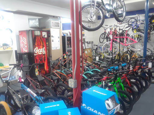 Bicycle Store «Ace Bicycle Shop», reviews and photos, 2500 S MacArthur Blvd, Springfield, IL 62704, USA