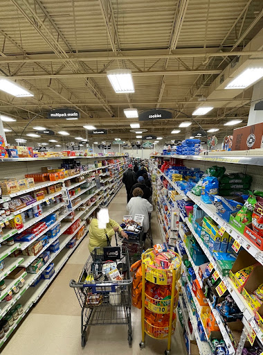 Grocery Store «Kroger», reviews and photos, 30935 Five Mile Road, Livonia, MI 48154, USA