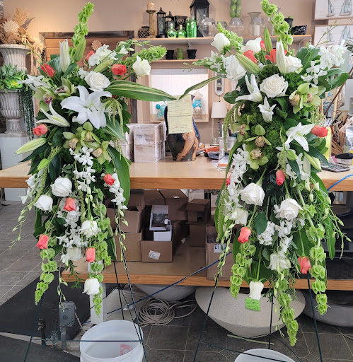 Florist «Shell Beach Floral Design», reviews and photos, 260 W Grand Ave, Grover Beach, CA 93433, USA