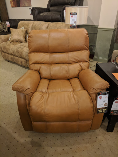 Furniture Store «Muenchens Furniture», reviews and photos, 5005 Cincinnati Brookville Rd, Hamilton, OH 45013, USA