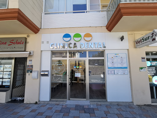 Clínica Dental Findent - Av. los Pacos, 4, 29640 Fuengirola, Málaga