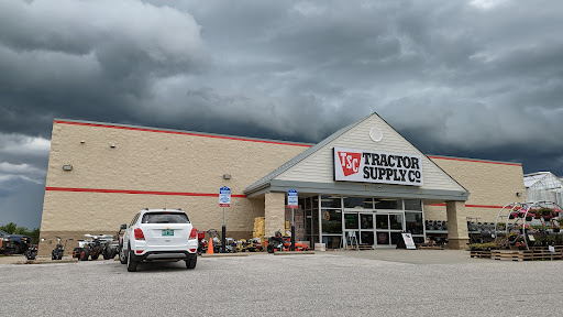 Home Improvement Store «Tractor Supply Co.», reviews and photos, 2636 Highgate Rd, St Albans City, VT 05478, USA