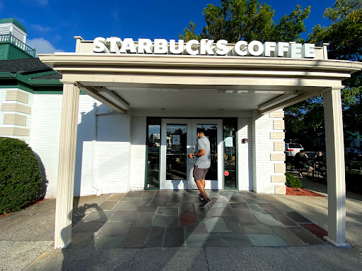 Starbucks, 60 Bedford St, Lexington, MA 02420, USA, 