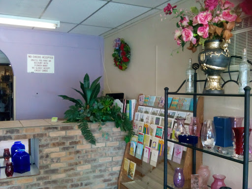 Florist «Fort Myers Flower House», reviews and photos, 3441 Fowler St, Fort Myers, FL 33901, USA