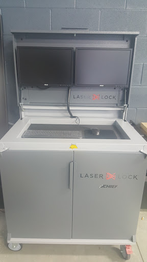 Auto Body Shop «Fine Line Auto Body-Lewis Center», reviews and photos, 8595 N High St, Columbus, OH 43235, USA