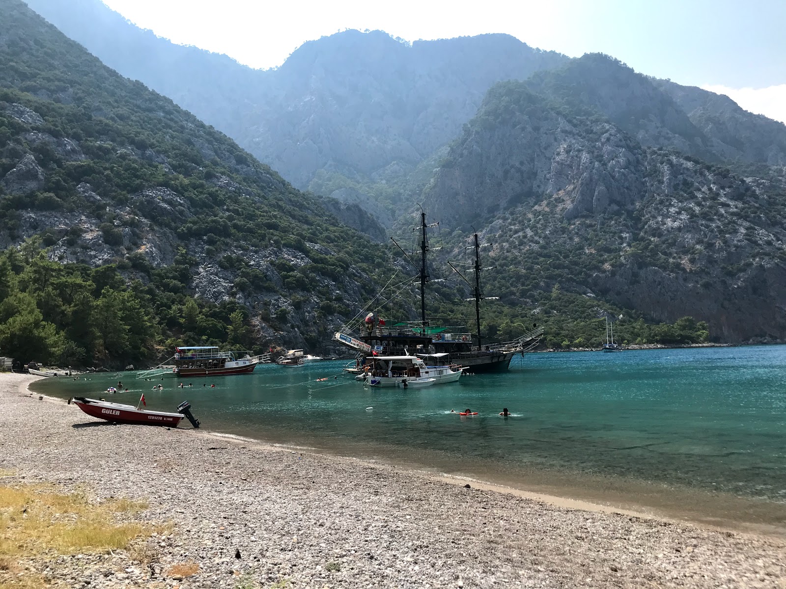 Foto von Porto Ceneviz Koyu mit sehr sauber Sauberkeitsgrad