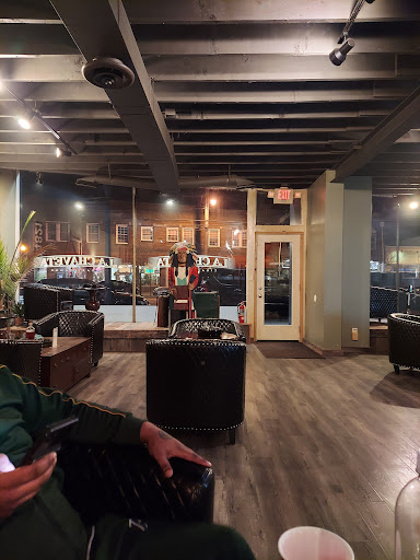 La Chaveta Cigar Lounge image 1