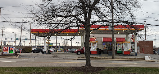 Circle K, 6665 Mayfield Rd, Cleveland, OH 44124, USA, 