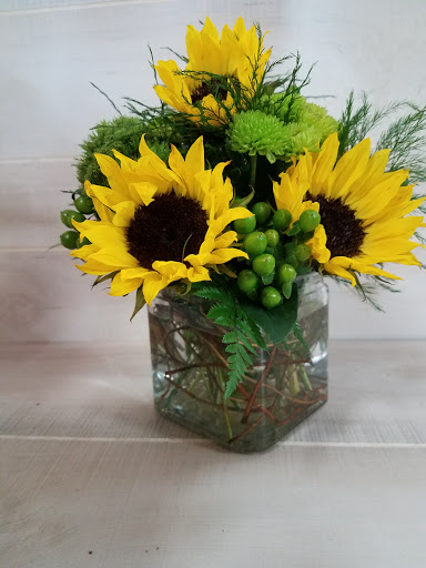 Florist «Around the Corner Florist», reviews and photos, 6003 Main St, Lula, GA 30554, USA