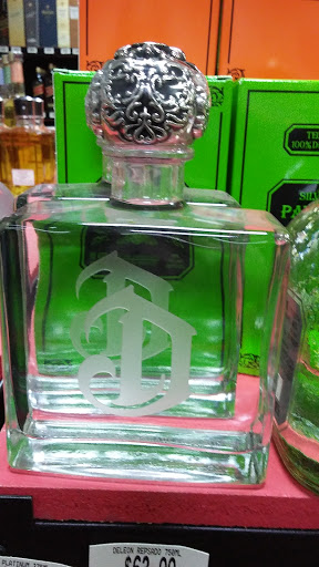 Liquor Store «Broadway Discount Liquors», reviews and photos, 415 E Broadway, Gallatin, TN 37066, USA